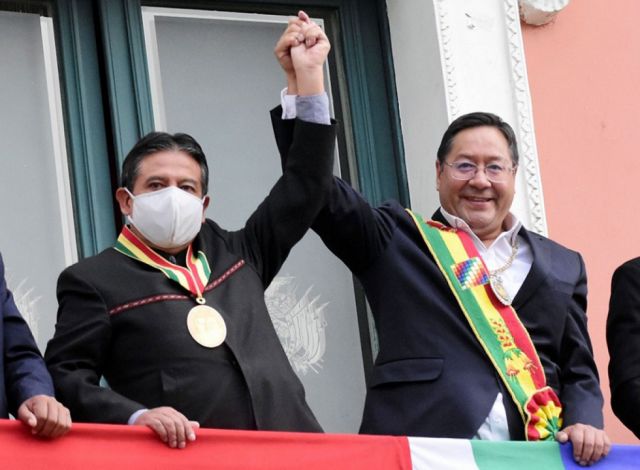 Arce cumple un mes en la presidencia de Bolivia