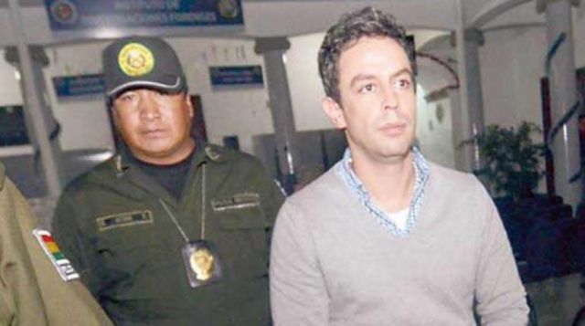 Kushner sale de la cárcel tras cinco años para cumplir detención domiciliaria