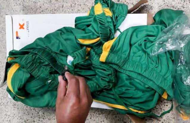 Frustran un envío de droga impregnada en ropa 