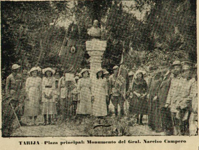 Plaza principal, monumento a narciso Campero