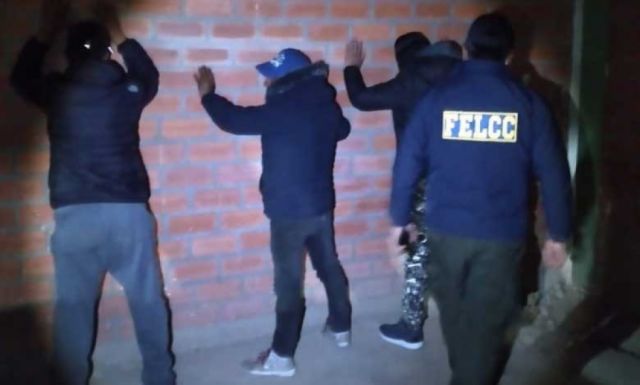 Decenas de  arrestados  en bares y  lenocinios 