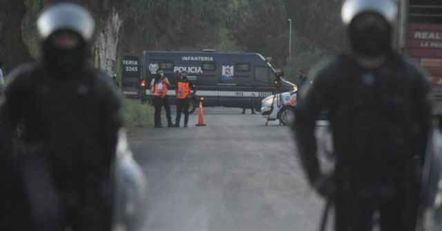 Hallan un  cadáver  envuelto  en sábana
