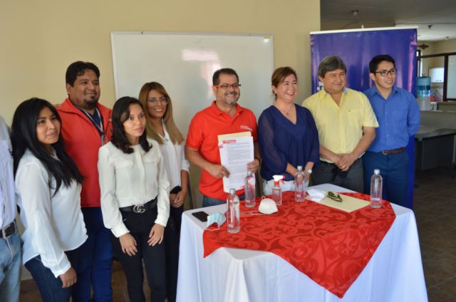 Subgobernación Cercado firma dos convenios con la UNO