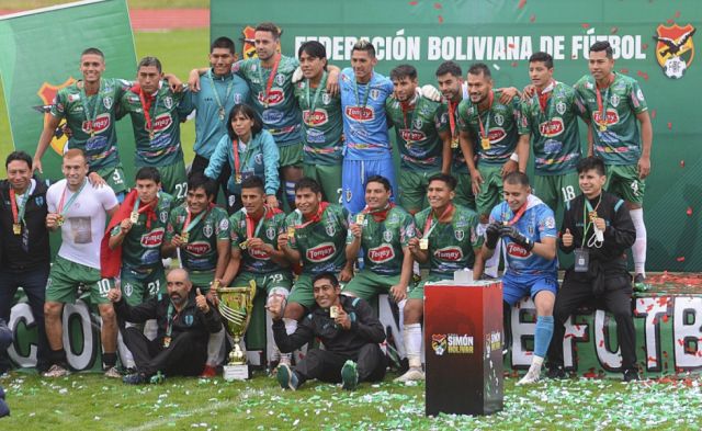Mira los festejos de los jugadores de Tomayapo tras salir campeones