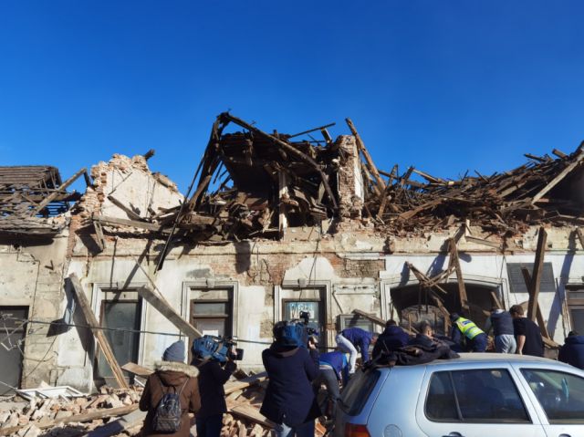 Casas y edificios destruidos por el sismo en Croacia