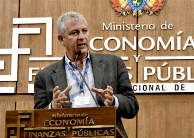 Colque: Juicio por difamación no frenará investigación por titulación de tierras fiscales a favor de Marinkovic