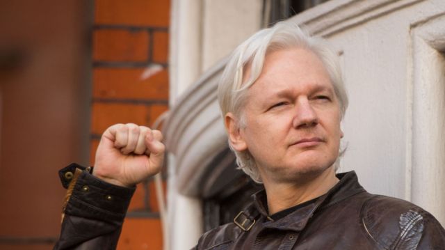 Morales saluda decisión judicial que rechaza extradición de Assange a EEUU