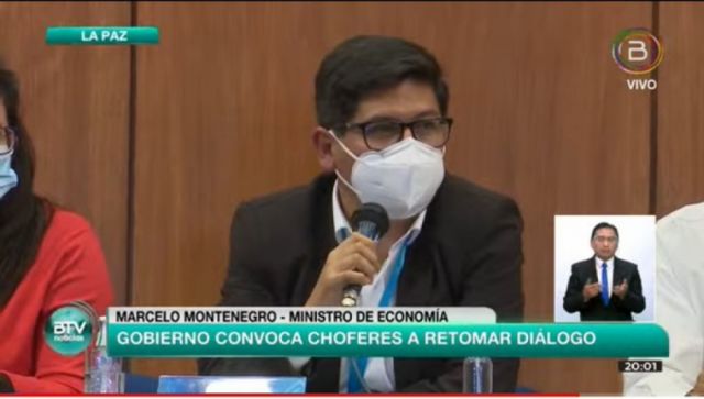 Dirigentes de autotransporte rompen el diálogo y ratifican bloqueos