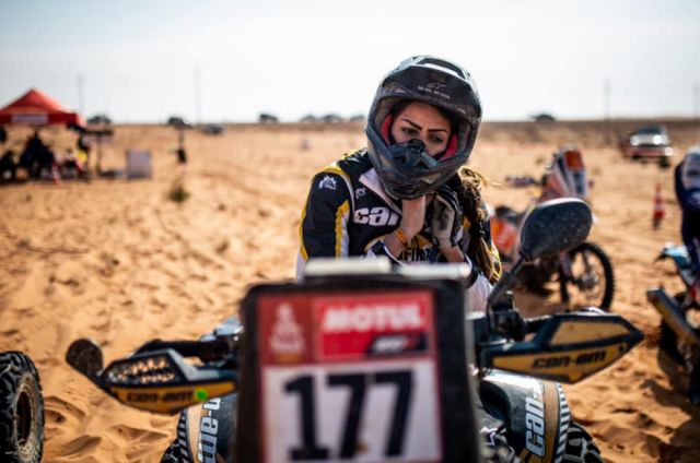 Los Martínez superan la etapa maratón del Rally Dakar 2021