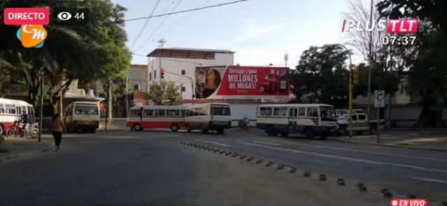 Bloqueo en Tarija por parte del autotransporte