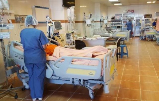 Covid-19, Bolivia no baja de los dos mil casos por día 