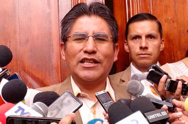 Piden a Félix Patzi declarar emergencia departamental