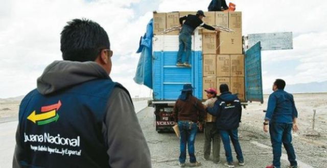 Santa Cruz: Decomisan cigarrillos y cerveza de contrabando por valor de $US 300 mil