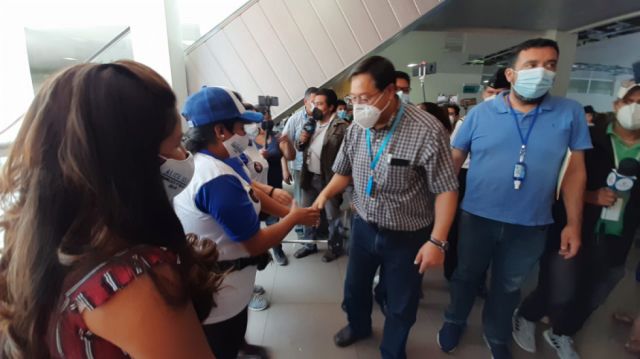 Rumbo al 7M: El arriesgado plan  de festejar la vacuna en campaña