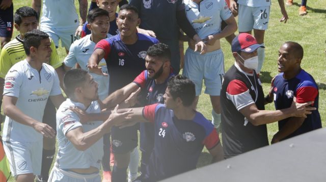 En un partido de “amistoso” rojos y celestes empataron 
