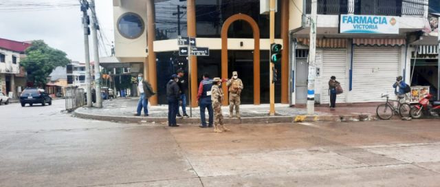 Personas arrestadas y otras pagan multas por no usar barbijo en Bermejo