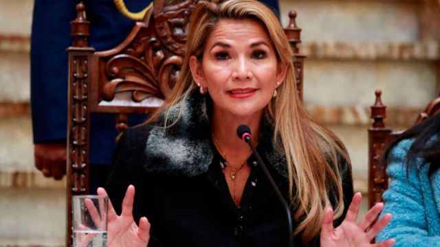 Investigan más de 15 casos de corrupción en gestión de Áñez