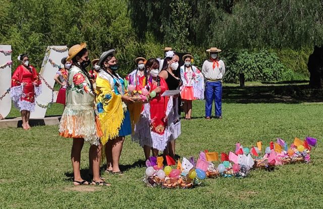 Momento de palabras y acto simbólico