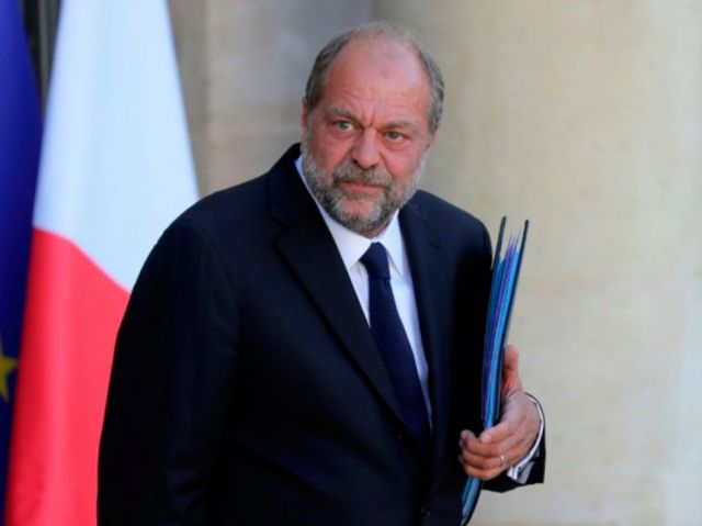 Francia declara delito idilios con menores de 15