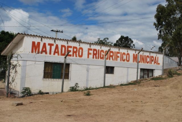 Vecinos piden acelerar planta de tratamiento del Matadero en Tarija