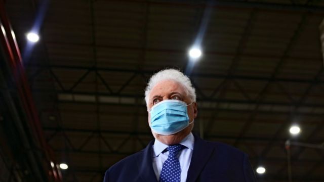 Alberto Fernández pide la renuncia del ministro de Salud tras el escándalo por un 'vacunatorio VIP'