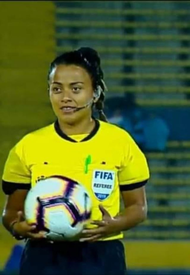 Adriana Farfán: “Mi objetivo es dirigir en la División Profesional”