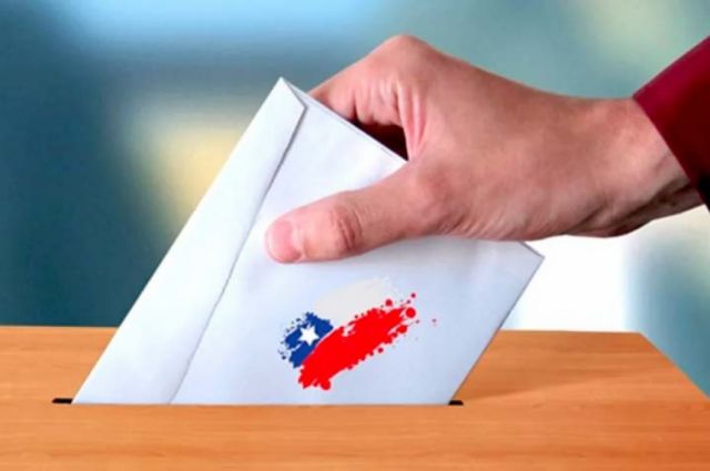 En Chile evalúan dos jornadas para elecciones de abril