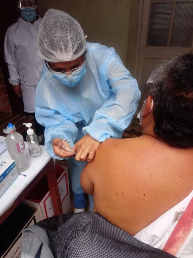 Con el segundo lote de vacunación se prevé vacunar a 400 personas de la tercera edad