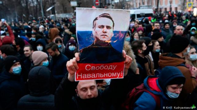 Rusia rechaza sanciones de EEUU y la UE por Navalny