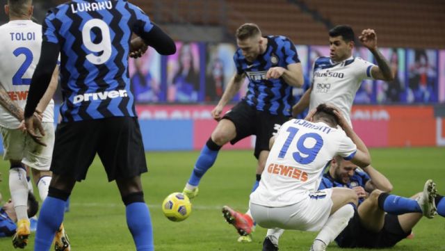 El Inter gana al Atalanta y  da otro paso hacia el título