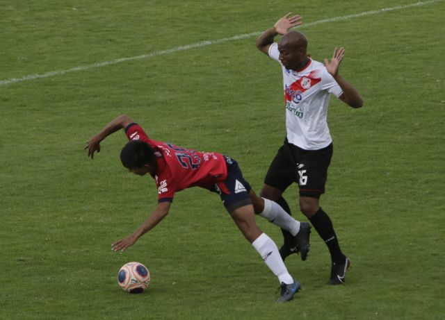 Nacional Potosí sorprendió a Wilstermann en Cochabamba 