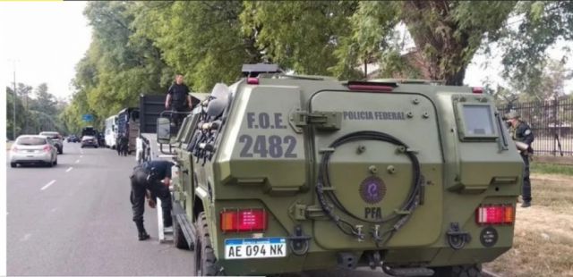Por ola de crímenes en Rosario, envían 300 efectivos Federales 