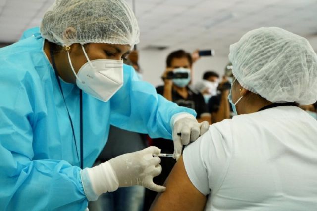 Médicos en Villa Montes ingresan a un paro indefinido por los sueldos que les adeudan