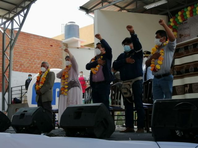 Arce en Tarija inaugura un centro polideportivo en Las Pascuas