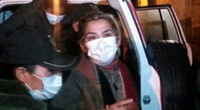 Oficina Jurídica de la Mujer denuncia trato cruel e ilegal contra Áñez