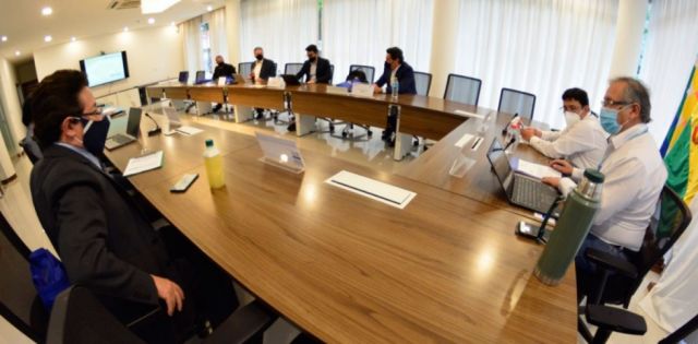 YPFB y Ebrasil conversan sobre energía y gas natural