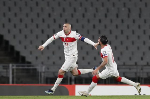 Turquía derrotó a Países Bajos  en el inicio de las Eliminatorias 
