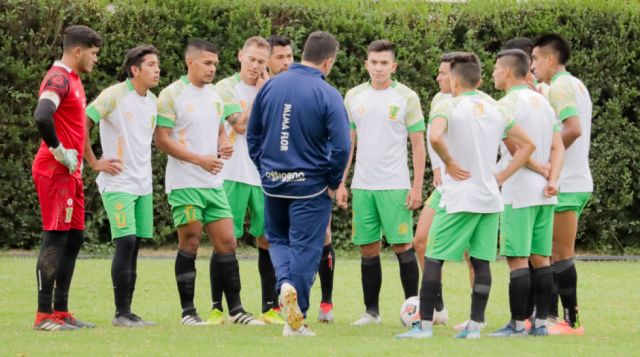 Cambio de dos entrenadores  en dos fechas del campeonato 