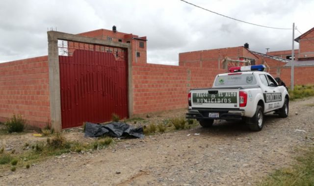 Hallan una mujer muerta con signos de violencia