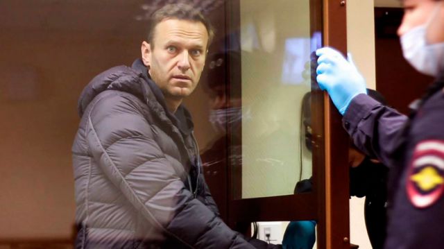 Abogado: El peso de Alexei Navalny cae rápidamente