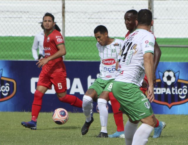 Tarijeños en Tomayapo: Anotó Lima y debutó Garay