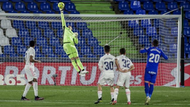 El Real Madrid empata y da un paso atrás en la lucha por la Liga