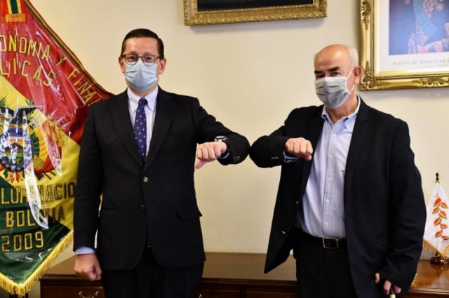 Fiscalía cita a dos exministros de Áñez por los casos Fundempresa y FMI