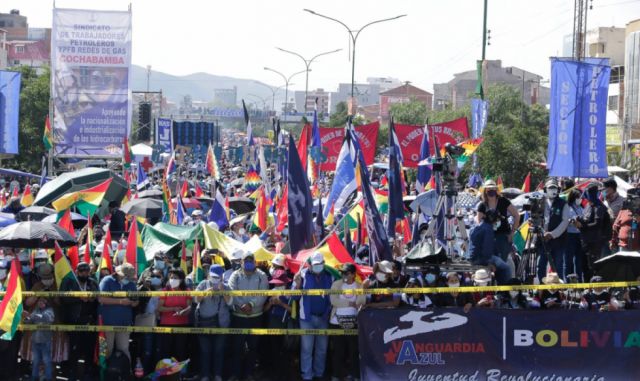El cónclave del MAS se zanja con pedidos de “unidad” y más juicios
