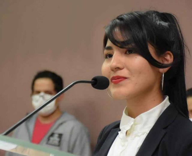 Trabajadores denuncian gestión deficiente de la Viceministra de Deportes y exigen su renuncia