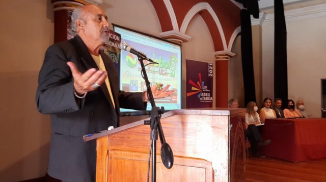 Oscar Daroca, representante de Expobol USA 