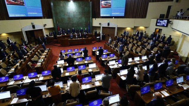 Impuesto a los súper ricos gana apoyo en Chile