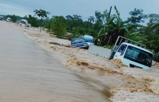 Las lluvias golpean a Cochabamba, transporte y cultivos afectados