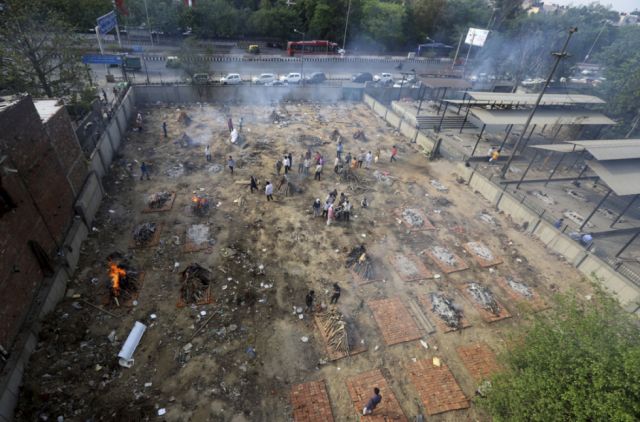 Segunda ola de covid-19 en la India deja hospitales desbordados y escasez de medicamentos
