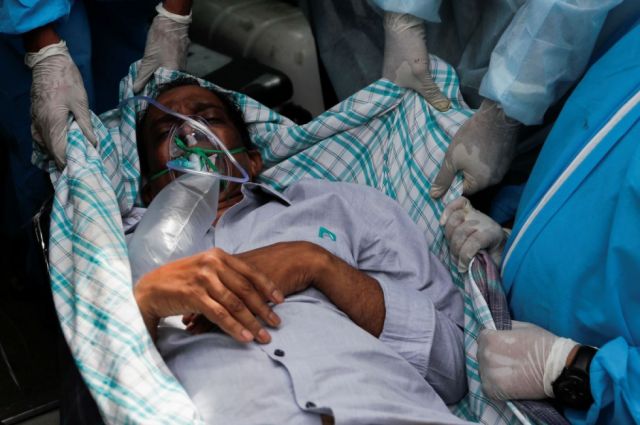 Casos de COVID en India superan los 18 millones
